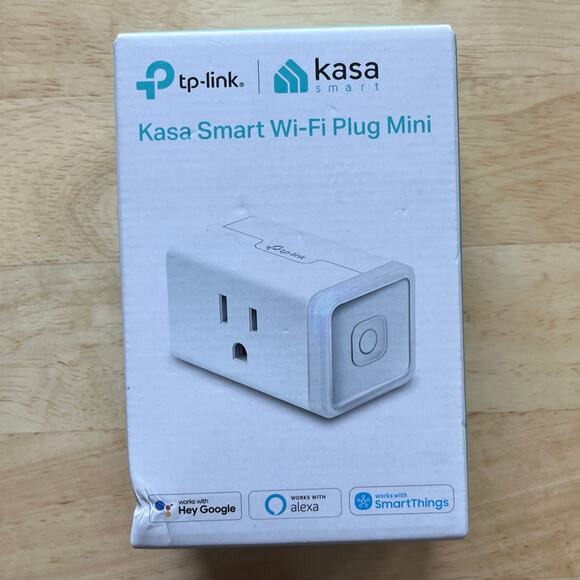 Kasa Smart Wi-Fi Plug Mini Model HS105 - Picture 1 of 8
